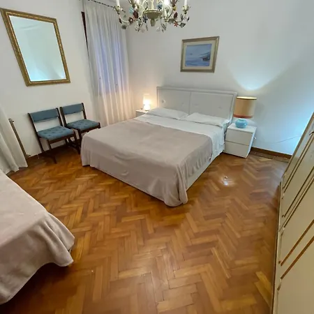 Something Else In Kingsclass * Venedig