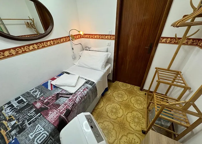 Pensión Something Else In Kingsclass *