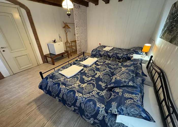 Pensión Something Else In Kingsclass *