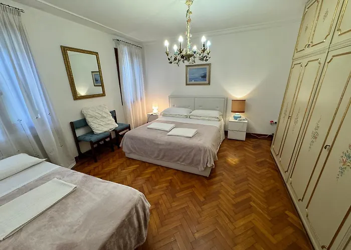 Pensión Something Else In Kingsclass