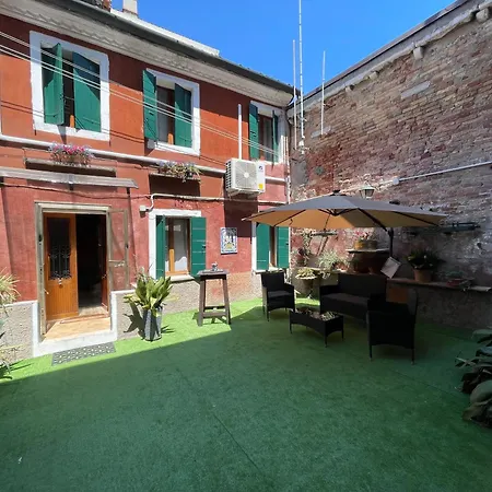 Something Else In Kingsclass *