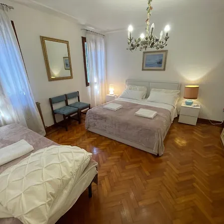 Something Else In Kingsclass *