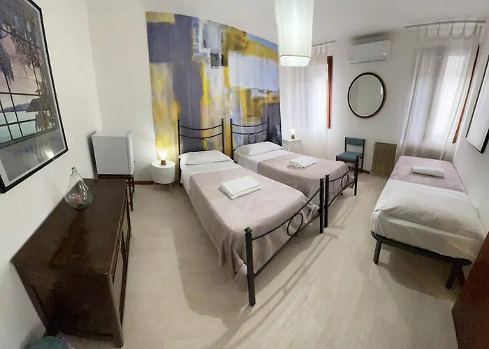 Something Else In Kingsclass Velence