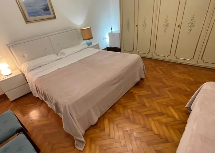 Something Else In Kingsclass Vendégház *