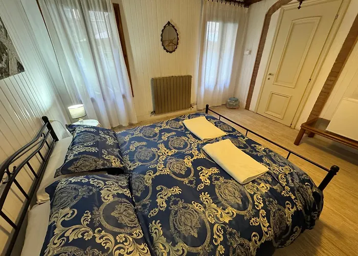 Something Else In Kingsclass Vendégház *