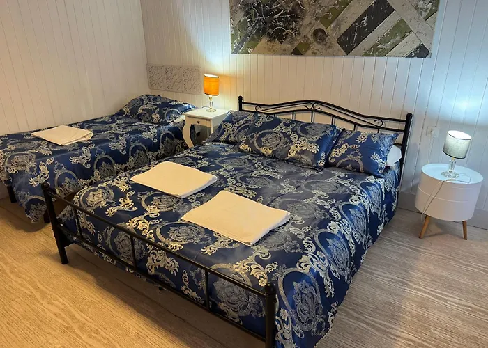 Something Else In Kingsclass Velence