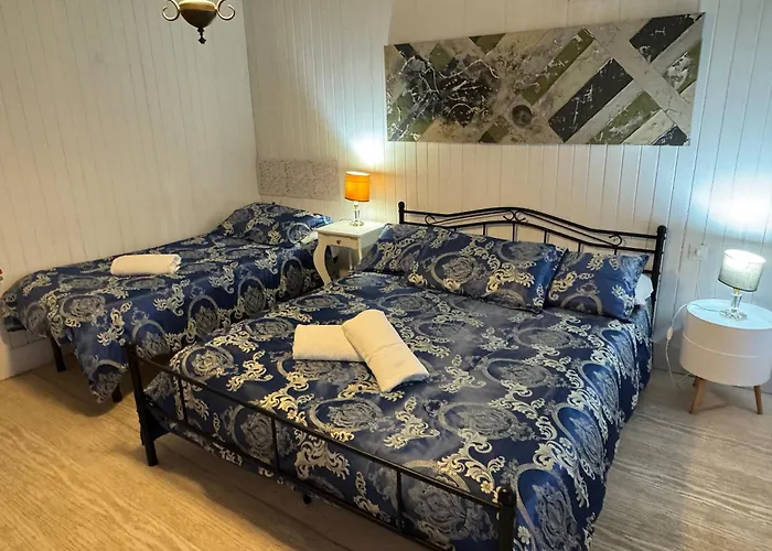 Something Else In Kingsclass * Velence